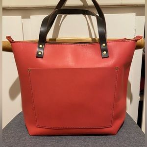 NEW Portland Leather Goods Medium Zip Tote only